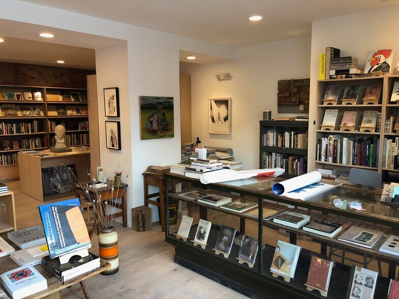 More Photos Of 47 Railroad St, Great Barrington Apartments For Lease