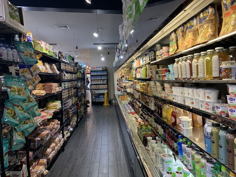 More Photos Of 4311 Broadway, New York Supermarket For Sale