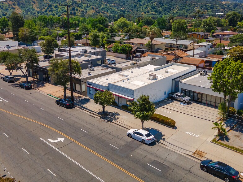 More Photos Of 1812 Victory Blvd, Glendale Flex For Sale