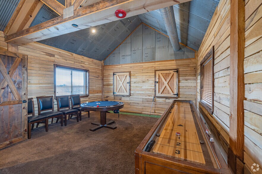 More Photos Of 468 SW 24th Ave, Goldsby Lodge Meeting Hall For Sale