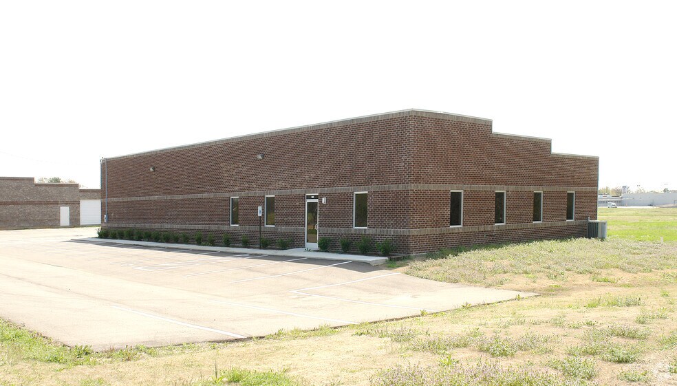 More Photos Of 4755 Cuba-Millington Rd, Millington Industrial For Lease