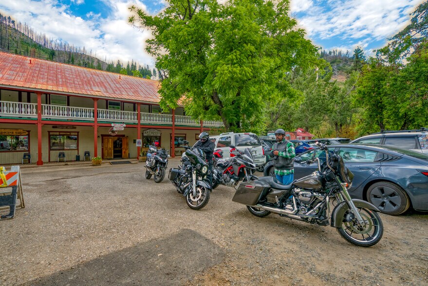 More Photos Of 14785 Belden Town rd, Belden Hotel For Sale