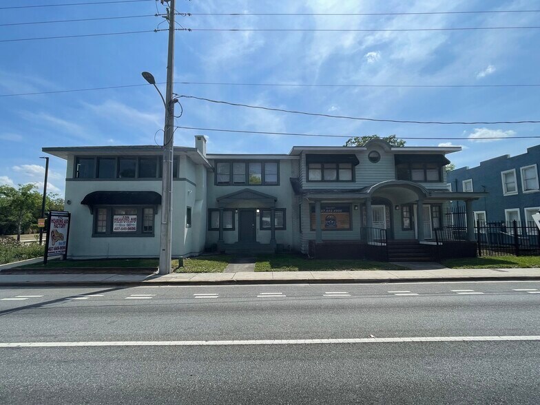 More Photos Of 710 W Colonial Dr, Orlando Office For Lease