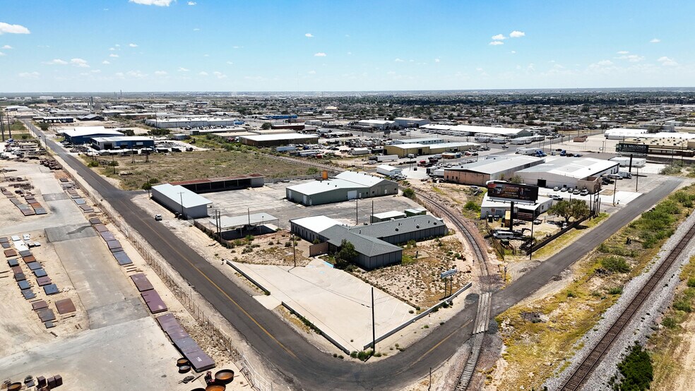 More Photos Of 100 Industrial Ave, Odessa Industrial For Sale