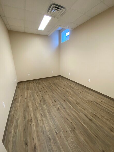 More Photos Of 1708 Washington Blvd, Easton Restaurant For Lease