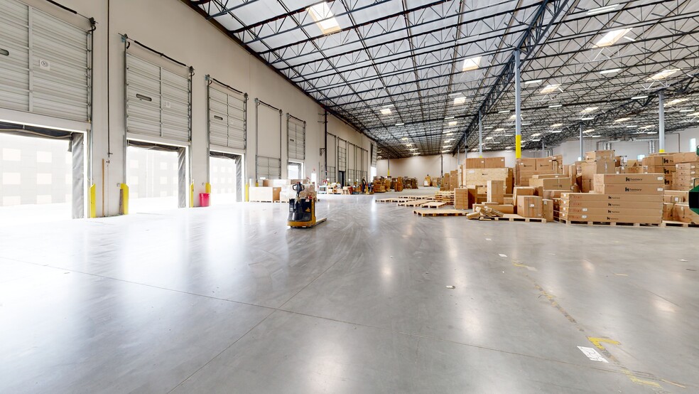 More Photos Of 959 E 3rd St, Corona Warehouse For Sale