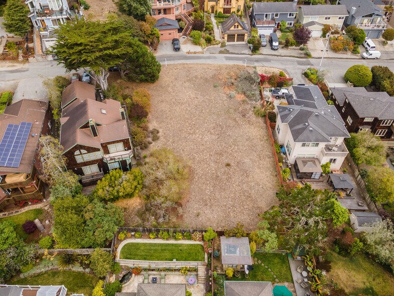 More Photos Of 00 Avenue Granada, El Granada Land For Sale