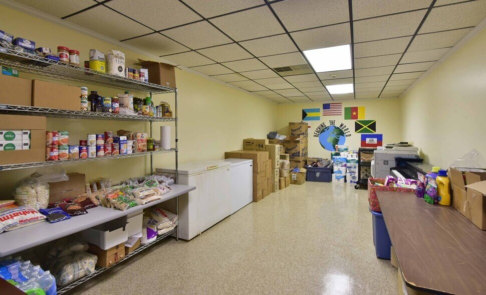 More Photos Of 610 W Oglethorpe Blvd, Albany Religious Facility For Sale