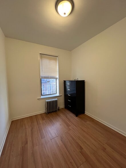 More Photos Of 3149 33rd St, Astoria Apartments For Sale