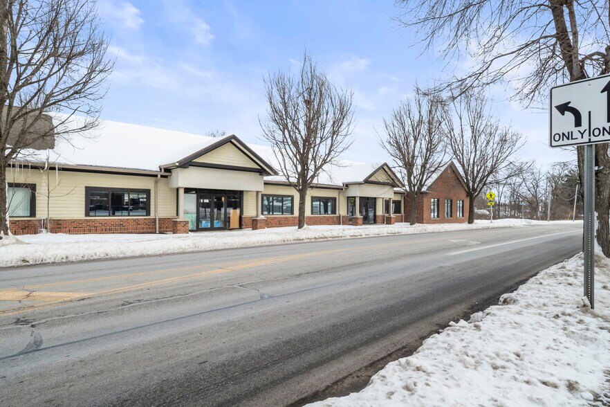 More Photos Of 132 London Rd, Delaware Freestanding For Lease