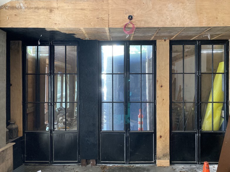More Photos Of 1851-1853 Union St, San Francisco Restaurant For Lease