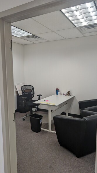 More Photos Of 332 E 3300 S, Salt Lake City Light Distribution For Lease