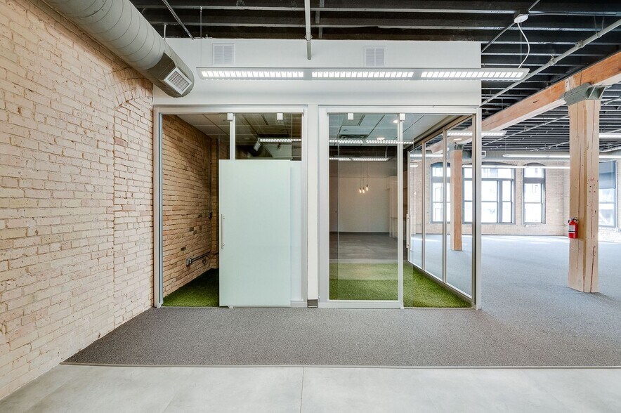 More Photos Of 211 N 1st St, Minneapolis Loft Creative Space For Lease