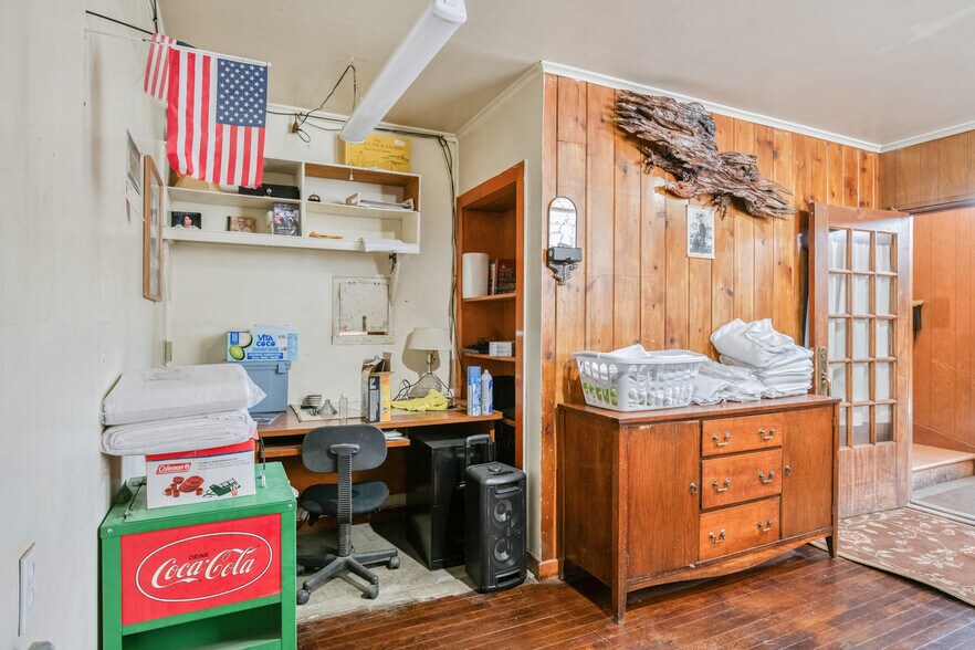 More Photos Of 220 Main St, Deer Lodge Storefront Retail Residential For Sale