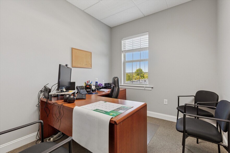 More Photos Of 1105 Bethlehem Pike, Sellersville Medical For Sale