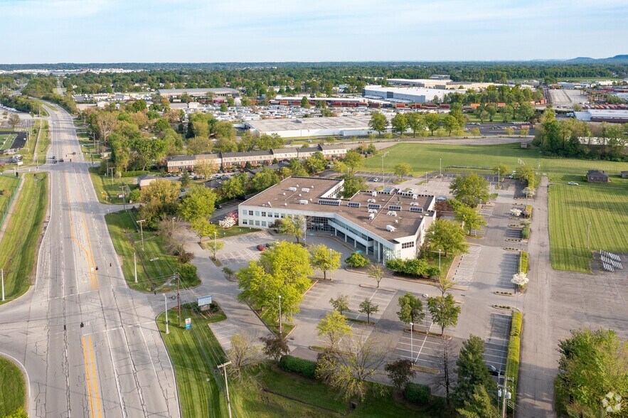 More Photos Of 3430 Newburg Rd, Louisville Medical For Lease