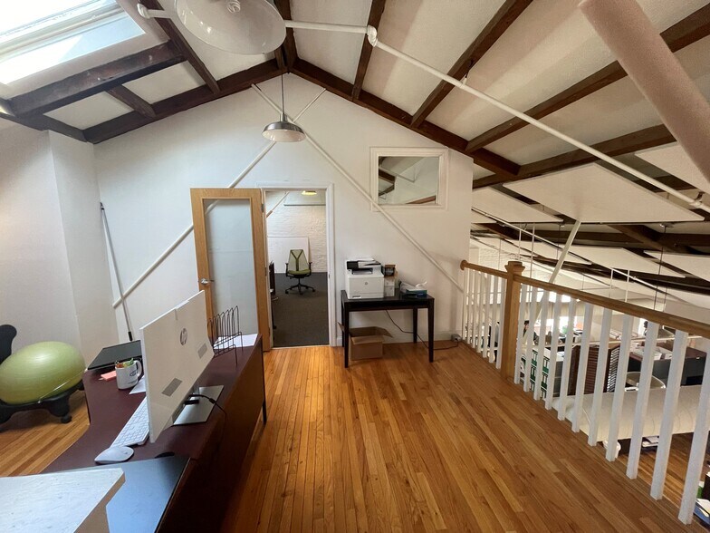 More Photos Of 65-85 W Commercial St, Portland Office For Lease