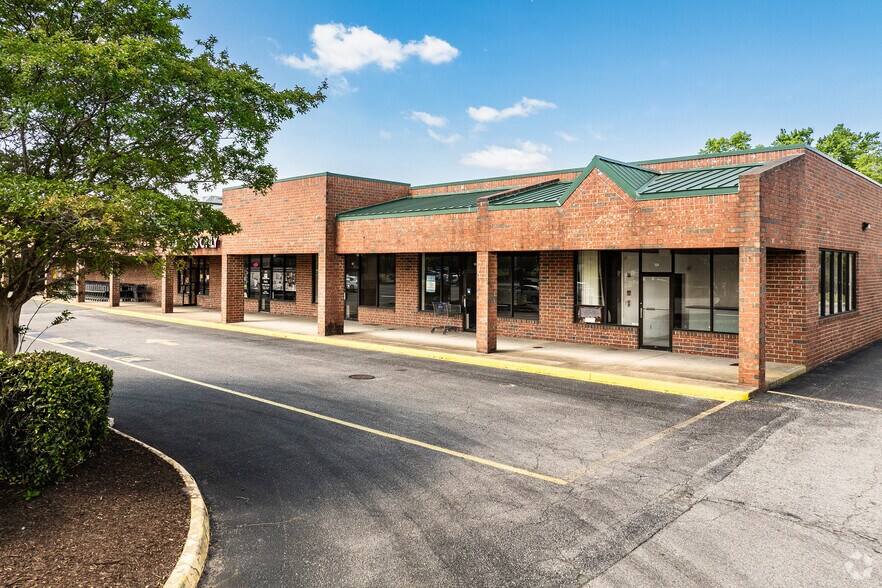 Primary Photo Of 910 Great Bridge Blvd, Chesapeake Supermarket For Sale