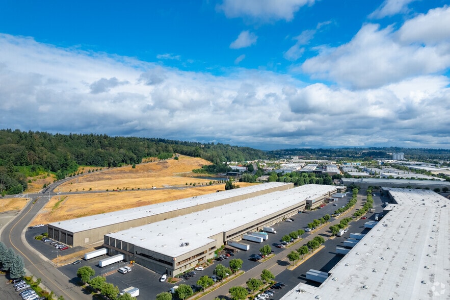 More Photos Of 18255 Segale Park Drive B, Tukwila Warehouse For Lease