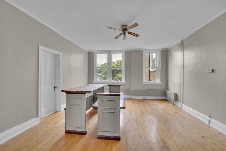 More Photos Of 187 Southside Pky, Buffalo Office For Lease
