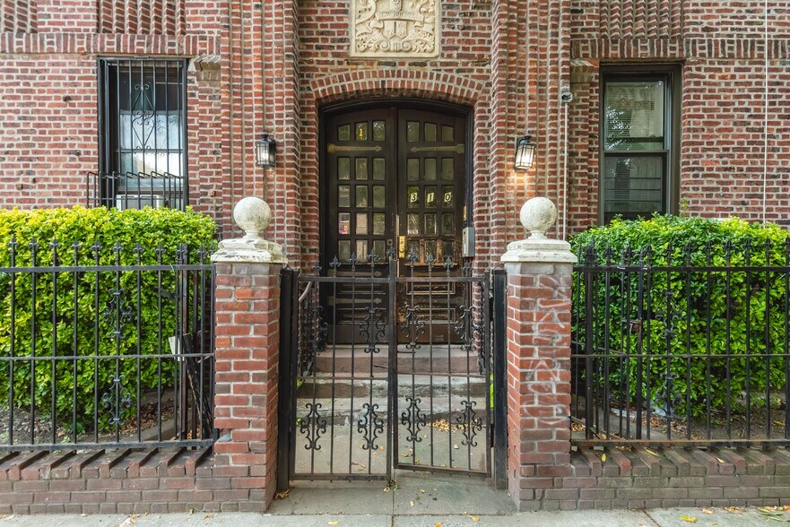 More Photos Of 310 E 25th St, Brooklyn Apartments For Sale