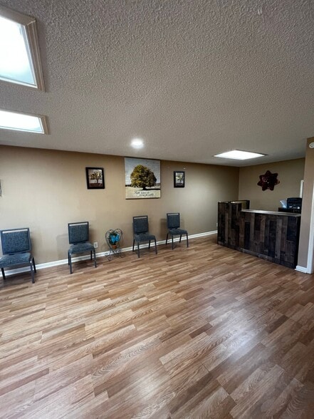 More Photos Of 1540 Highway 19 N, Thomaston Storefront For Lease