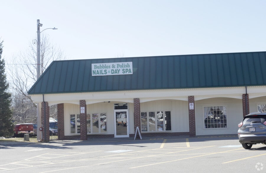 More Photos Of 224-240 Great Rd, Littleton General Retail For Sale