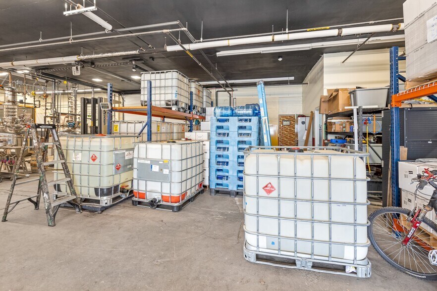 More Photos Of 920 Lafayette Rd, Seabrook Unknown For Sale