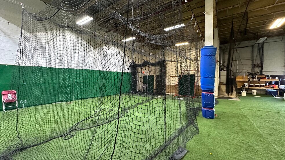 More Photos Of 1727-1801 Union Blvd, Allentown Warehouse For Lease