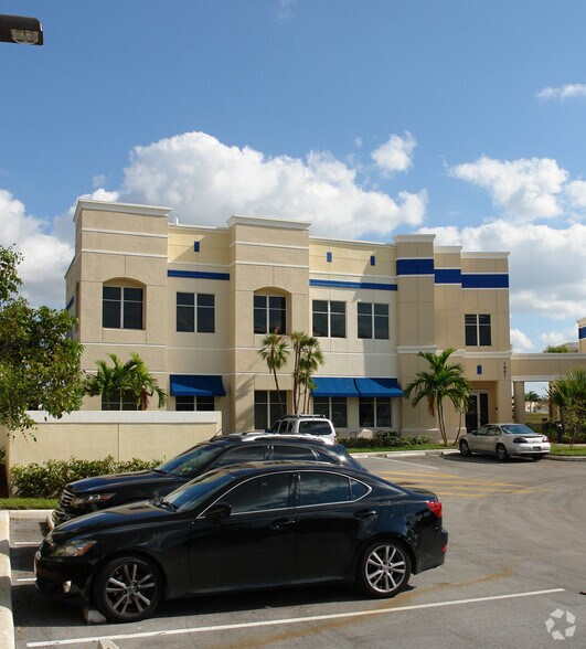 More Photos Of 1961 NW 150th Ave, Pembroke Pines Office For Lease