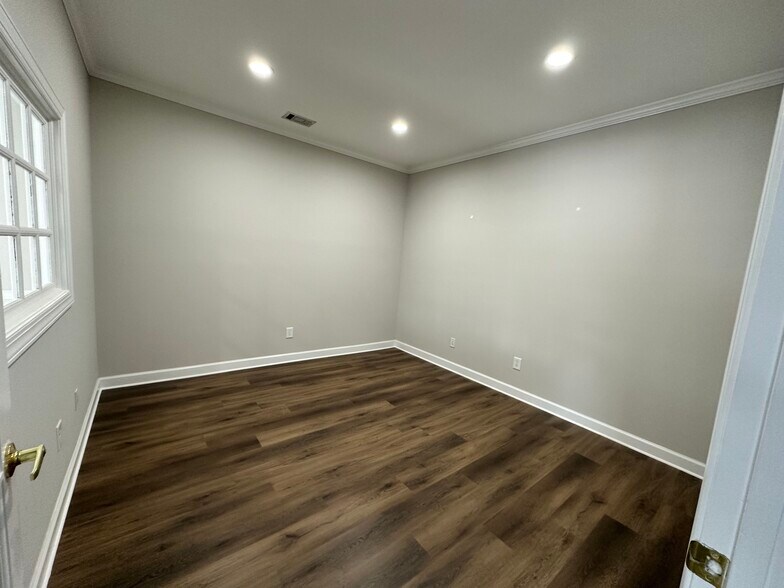 More Photos Of 1875 Old Alabama Rd, Roswell Medical For Sale