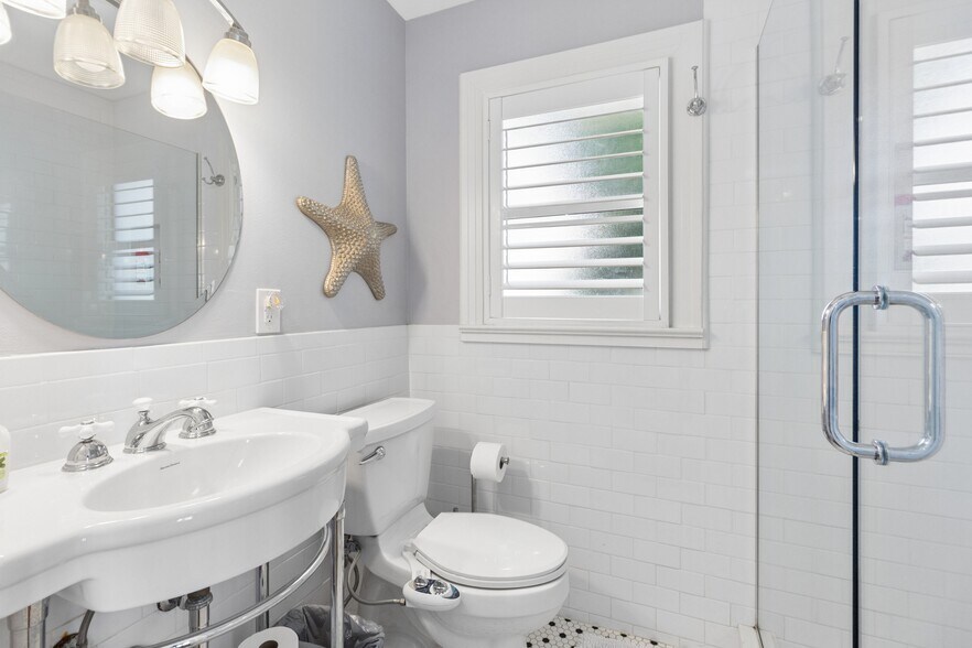 More Photos Of 110 Devon Dr, Clearwater Specialty For Sale