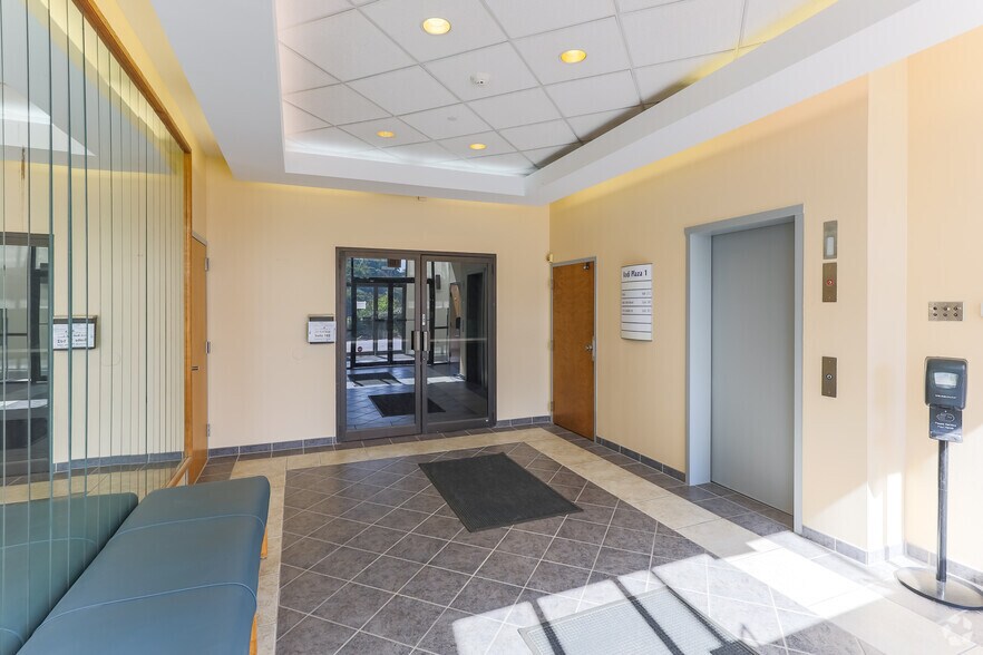 More Photos Of 655 Rodi Rd, Pittsburgh Office For Lease