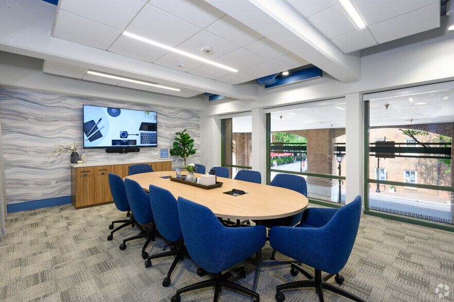 More Photos Of 101 N Union St, Alexandria Office For Lease