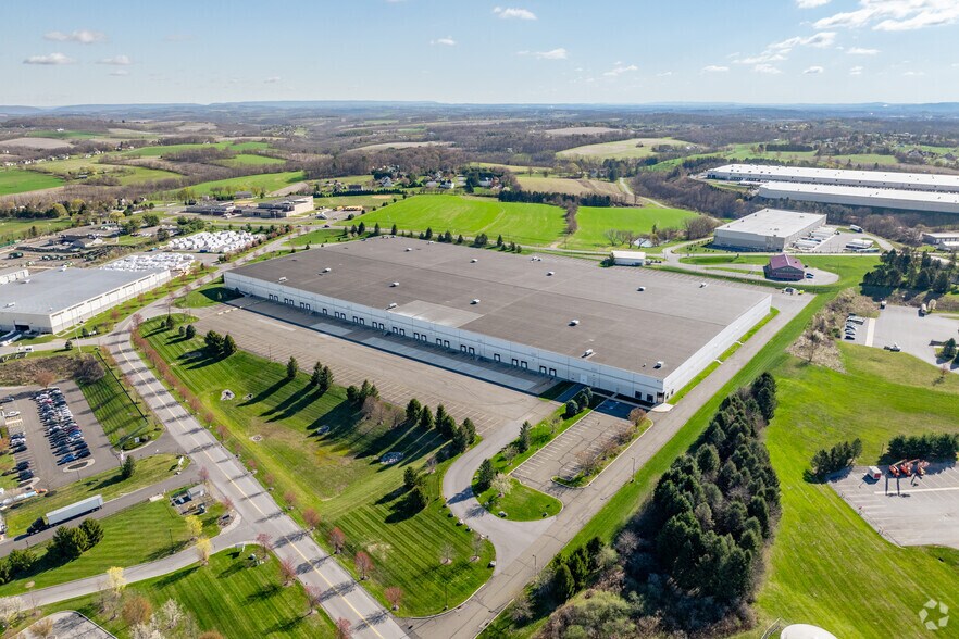 More Photos Of 9750 Commerce Cir, Kutztown Distribution For Lease