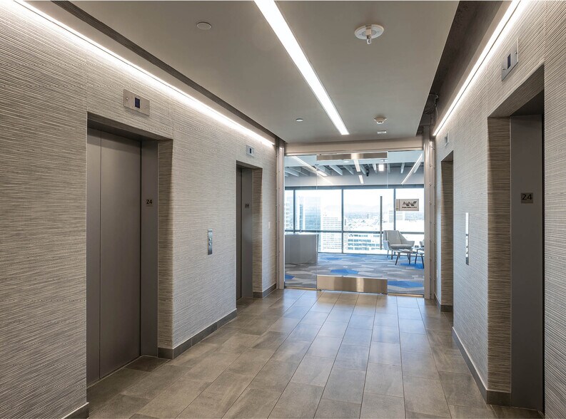 More Photos Of 3003 N Central Ave, Phoenix Office For Lease