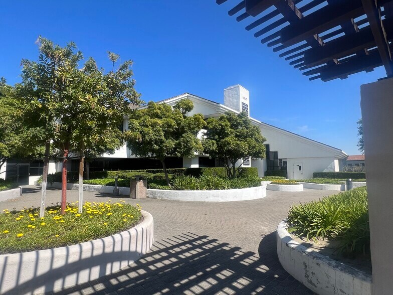 More Photos Of 10837 Laurel St, Rancho Cucamonga Medical For Sale