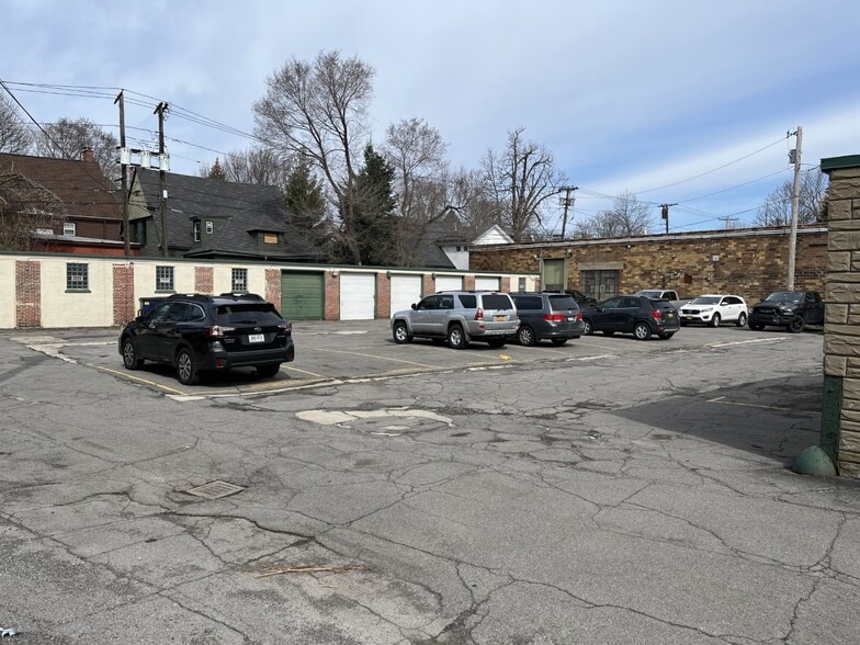 More Photos Of 1458 Main St, Buffalo Freestanding For Sale