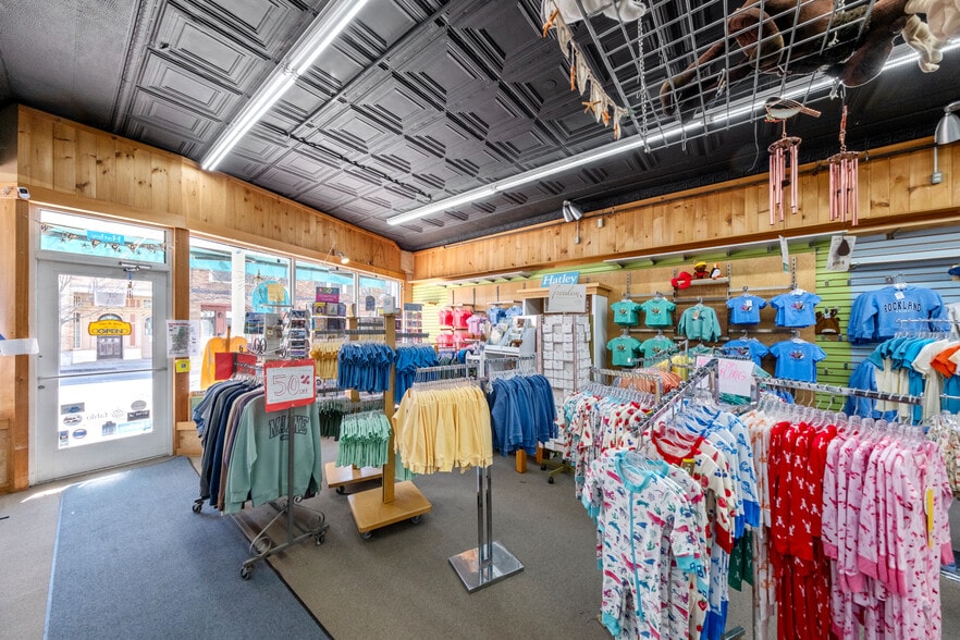 More Photos Of 464 Main St, Rockland Storefront Retail Residential For Sale
