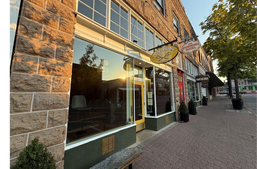 More Photos Of 1033 NW Bond St, Bend Restaurant For Sale