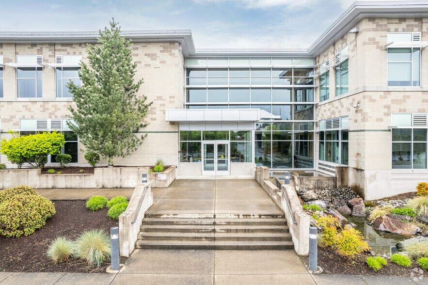 More Photos Of 601 SE 117th Ave, Vancouver Medical For Sale