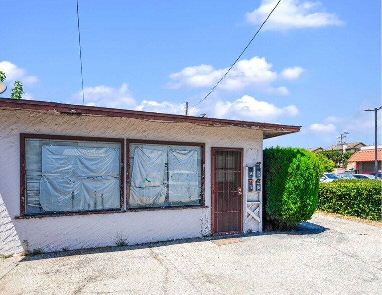 More Photos Of 1341-1343 E Las Tunas Dr, San Gabriel Storefront Retail Residential For Sale