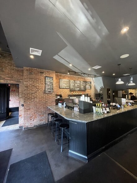 More Photos Of 161 Benefit St, Providence Apartments For Sale