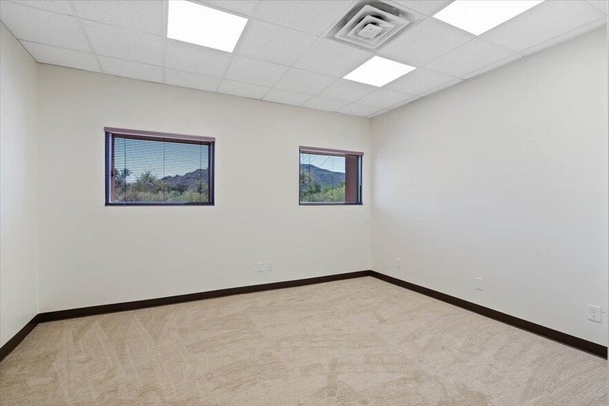 More Photos Of 7530 E Nonchalant Ave, Carefree Medical For Sale