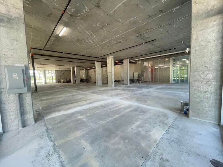 More Photos Of 2820 NE 214th St, Aventura Loft Creative Space For Sale