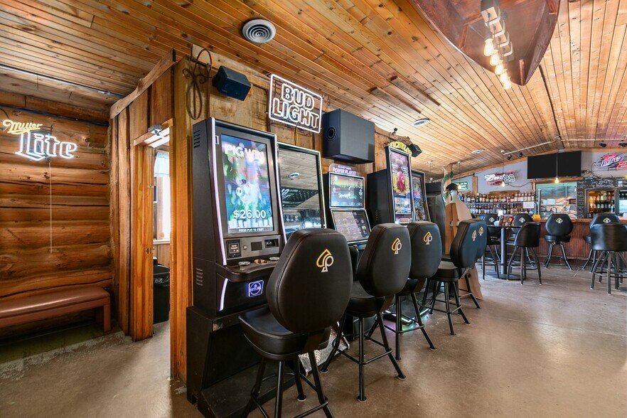 More Photos Of 8826 Grams Rd, Ripon Restaurant For Sale