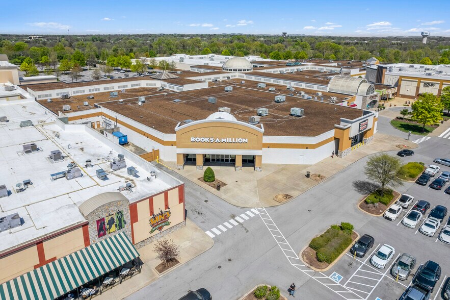 More Photos Of 1720 Old Fort Pky, Murfreesboro Unknown For Lease