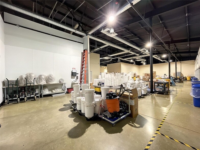 More Photos Of 1832 S Dimensions Ter, Homosassa Warehouse For Sale