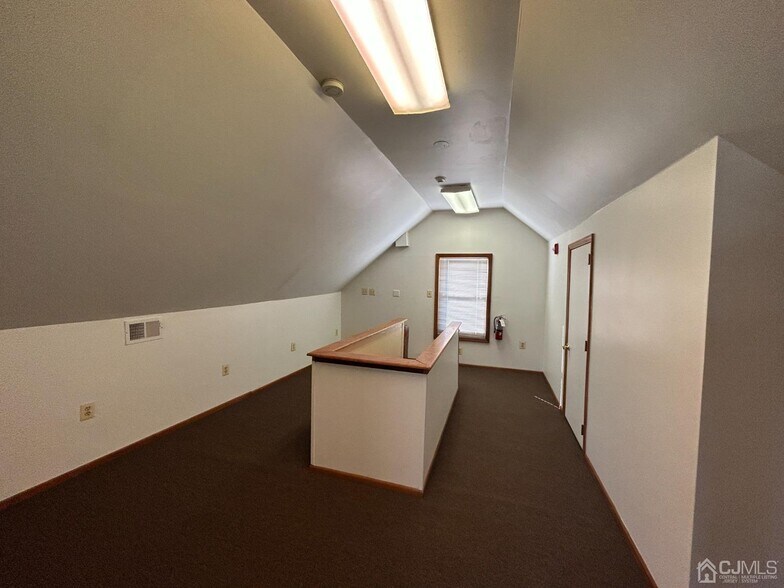 More Photos Of 227 Main St, Woodbridge Office For Sale