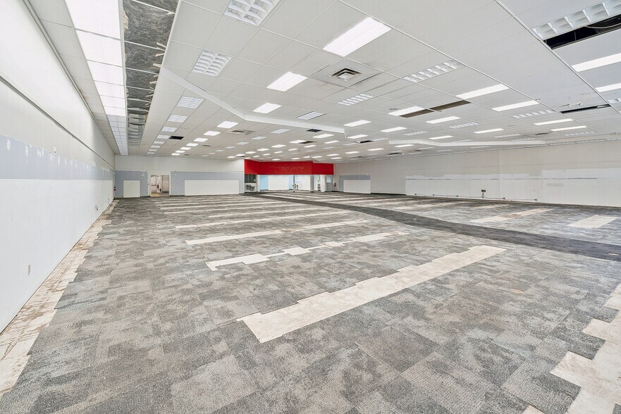 More Photos Of 119 W Marshall Ave, Longview Freestanding For Sale